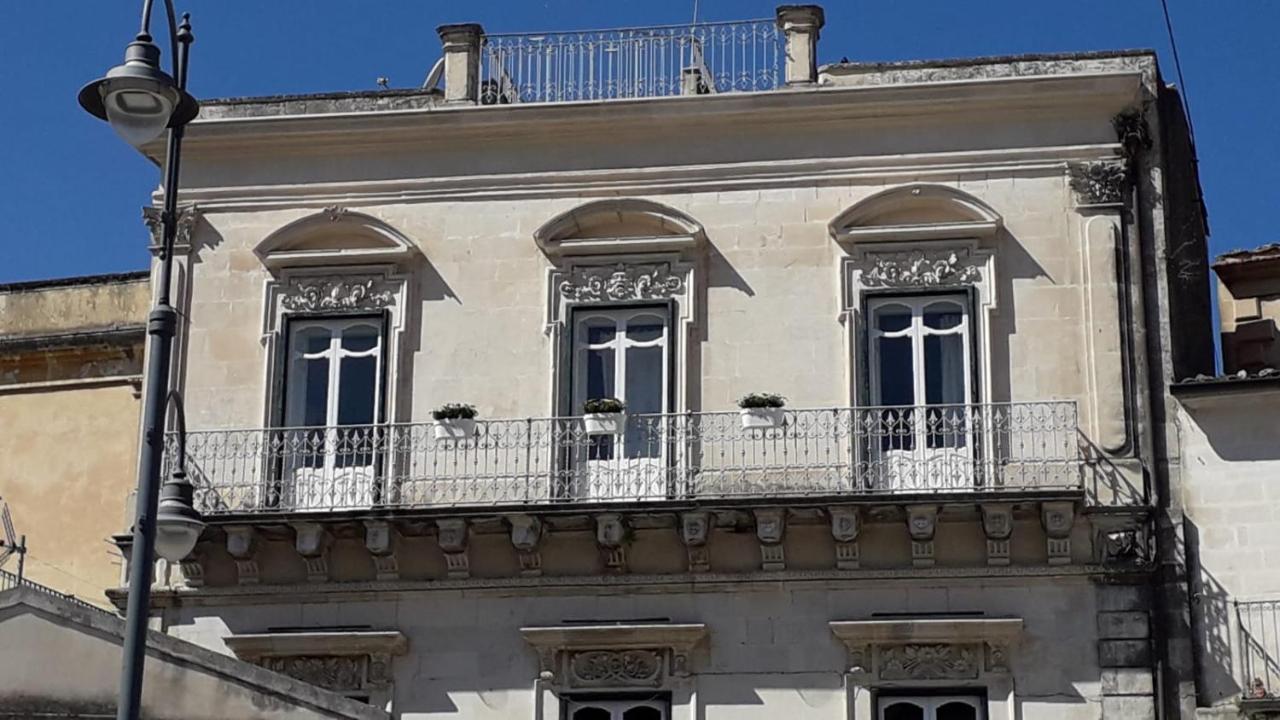 Il Terrazzino Sui Tetti Hotel Modica Exterior photo